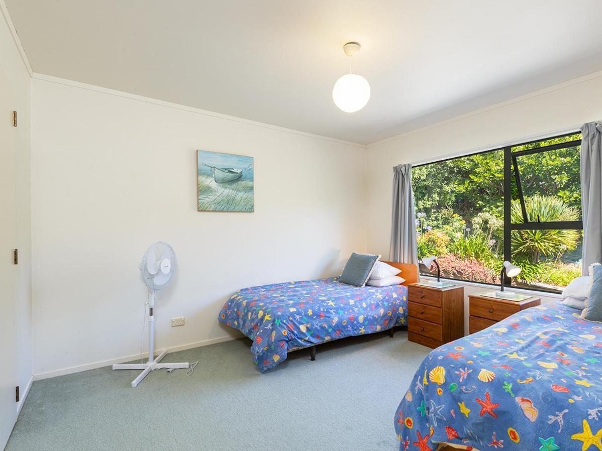 Kawau Vista - Snells Beach Holiday Home ภายนอก รูปภาพ